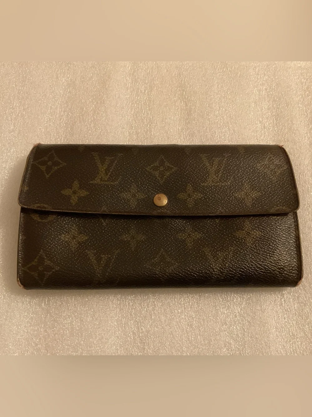 Louis Vuitton Vintage 2004 Monogram Sarah Wallet Long Bifold Made in France